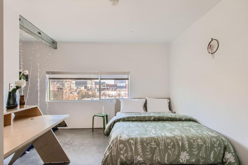 New Hip Loft near RiNo Taxi District w Pool - image 17