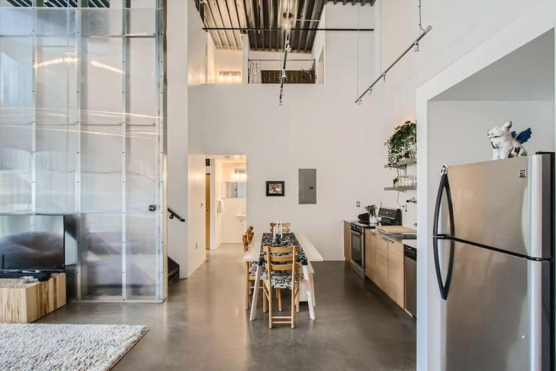 New Hip Loft near RiNo Taxi District w Pool - image 9