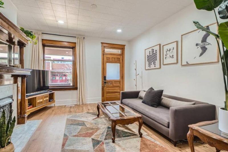 Remodeled 3bd I Baker I Broadway I Sante Fe I CBD - image 11