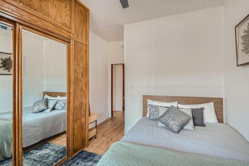 Remodeled 3bd I Baker I Broadway I Sante Fe I CBD - image 25