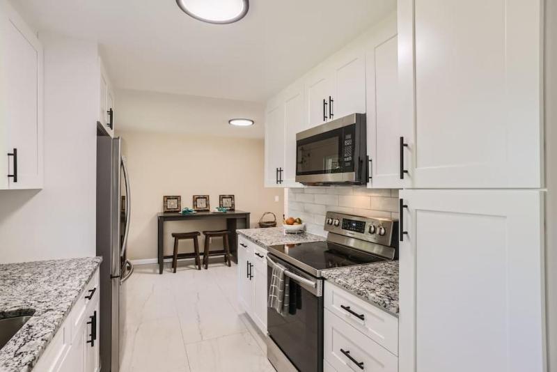 Pet Friendly I 3bd I Red Rocks I Belmar I Denver - image 10