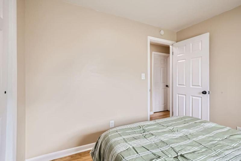 Pet Friendly I 3bd I Red Rocks I Belmar I Denver - image 24