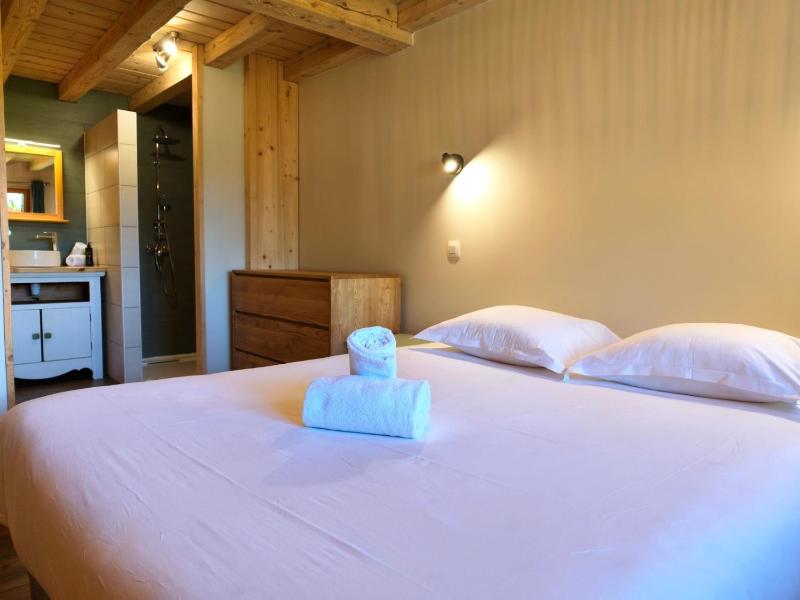 Chalet Les Framboisiers - by Care Concierge - image 3
