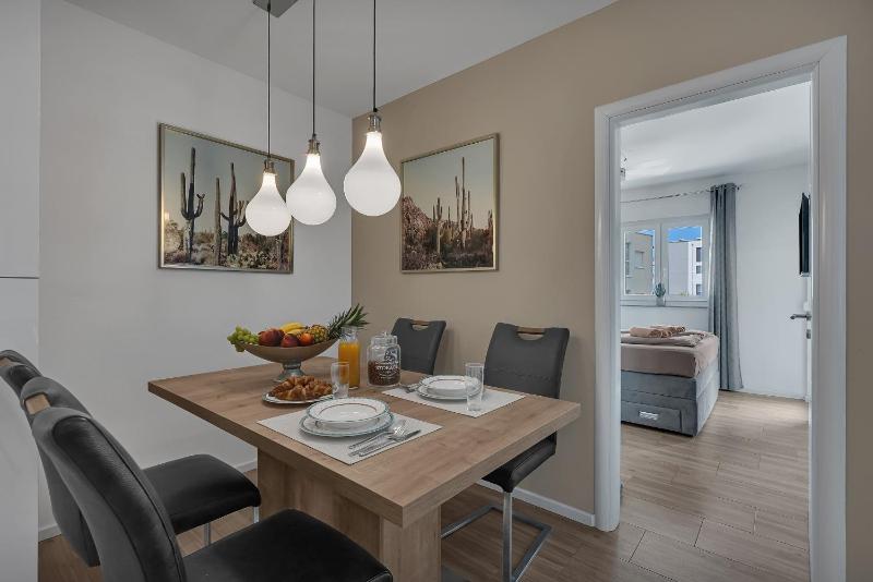 Luxury Apartment Iris - image 34
