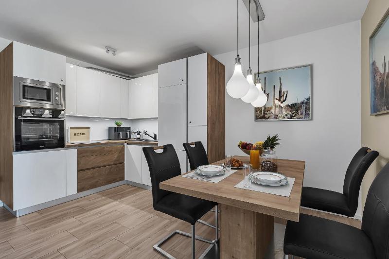 Luxury Apartment Iris - image 25