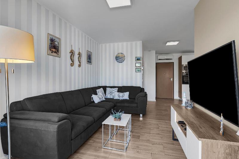 Luxury Apartment Iris - image 8