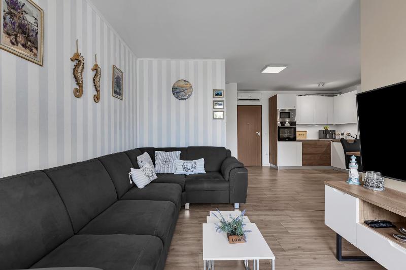 Luxury Apartment Iris - image 9