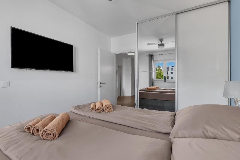 Luxury Apartment Iris - image 17