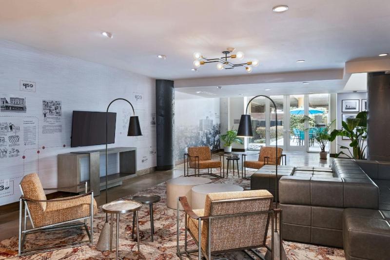 Fairfield Inn & Suites by Marriott Dallas Downtown - image 26