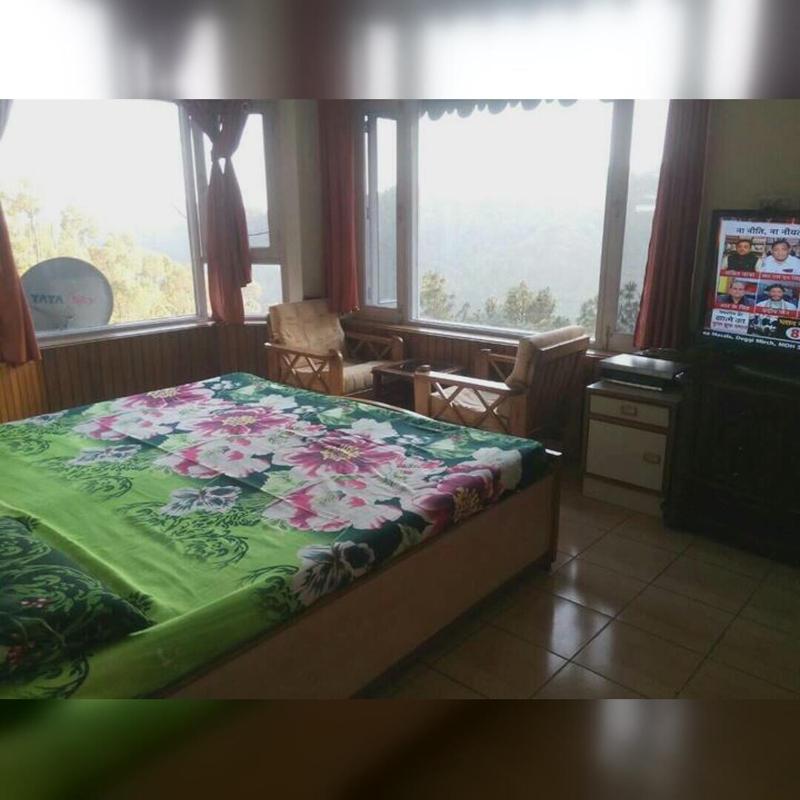 Cloudview Pines Cabin Resort Style Pvt Stay - image 9