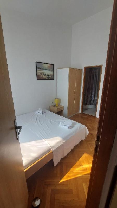 Apartments Center Pag 50 m to the sea - image 36