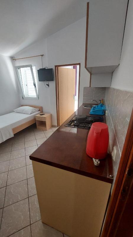 Apartments Center Pag 50 m to the sea - image 43
