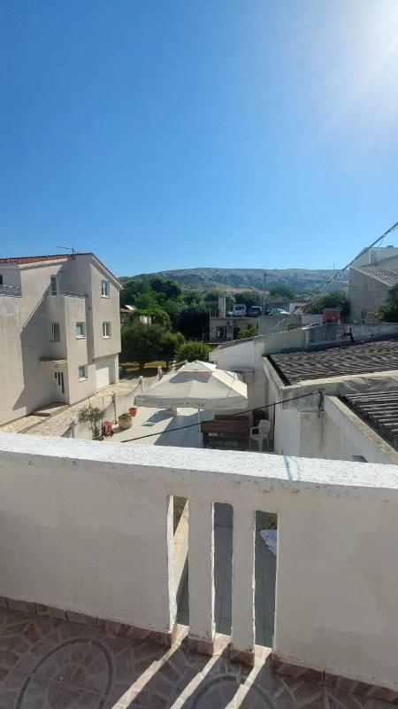 Apartments Center Pag 50 m to the sea - image 32