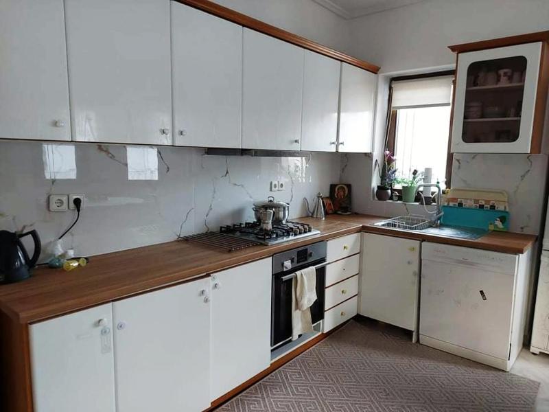 Ilian House - image 38