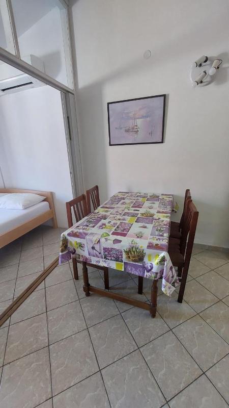 Apartments Center Pag 50 m to the sea - image 39