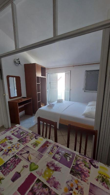 Apartments Center Pag 50 m to the sea - image 16