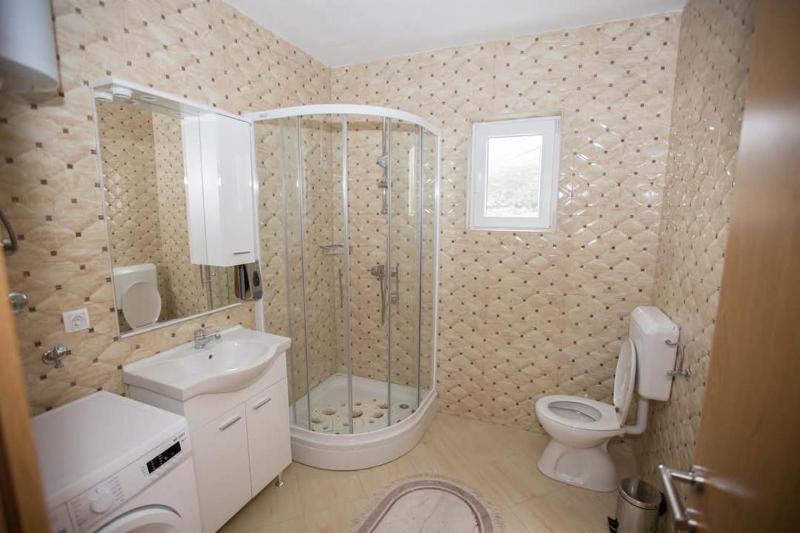 Apartmani Koprivica - image 11