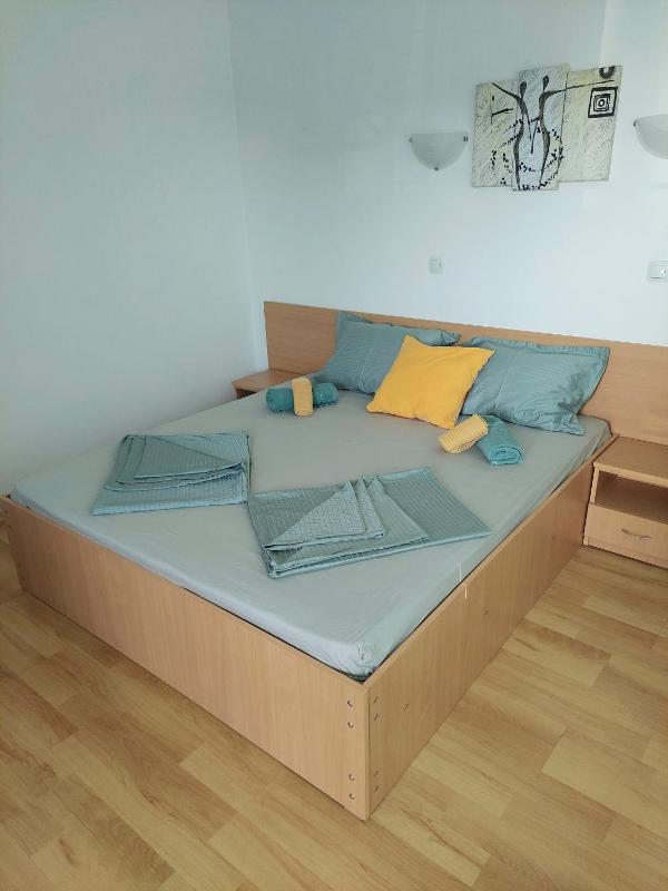 Meni Apartments and Guest Rooms - image 21