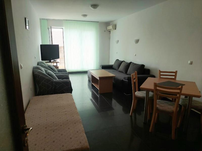 Meni Apartments and Guest Rooms - image 6