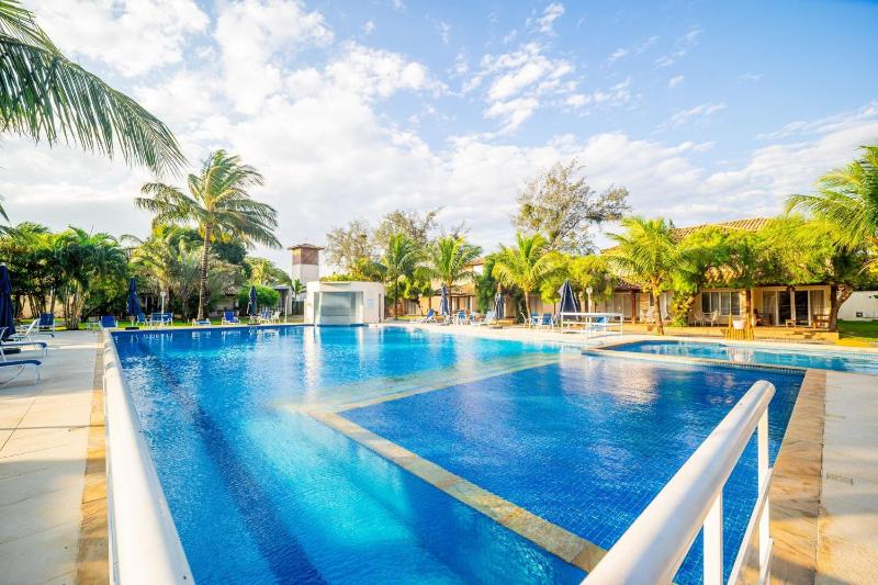 Buzios! 300 meters from the beach 4-bedroom suite house! BZ47 Viva la Vida Condominium - image 1
