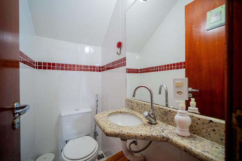 Buzios! 300 meters from the beach 4-bedroom suite house! BZ47 Viva la Vida Condominium - image 3