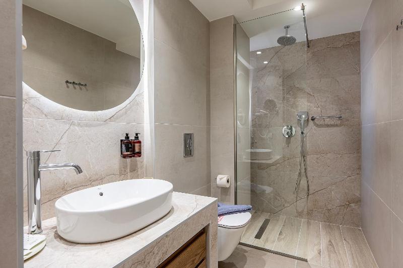 Aelia City Suites - image 38