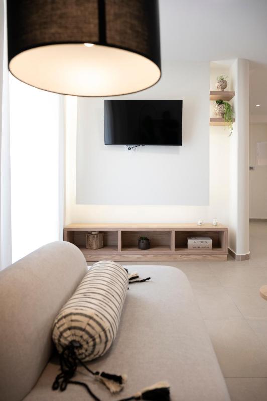 Aelia City Suites - image 20
