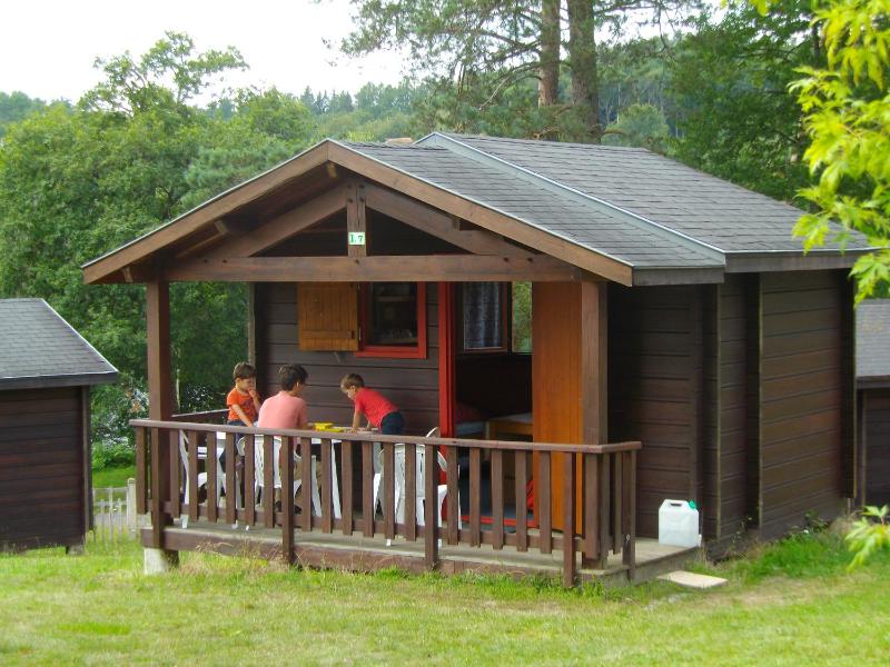 Mini Chalet (5 Adults) image 1