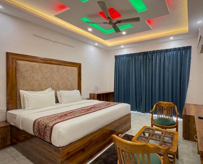 Himalayan View Retreat Kasauli Operated By Evening Sky Hotels - image 36