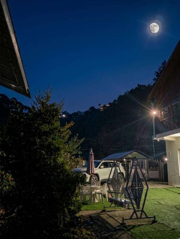Himalayan View Retreat Kasauli Operated By Evening Sky Hotels - image 37