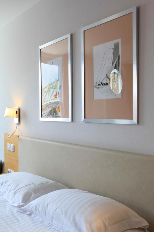 Queen Room with Sea View image 4