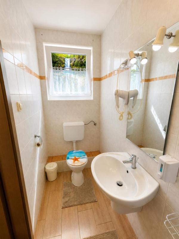 Gázláng Apartman - image 16