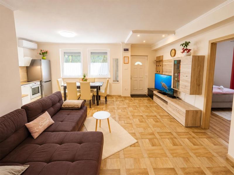 Gázláng Apartman - image 15