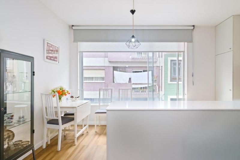 Miguel Bombarda - Porto Houses & Suites - image 15