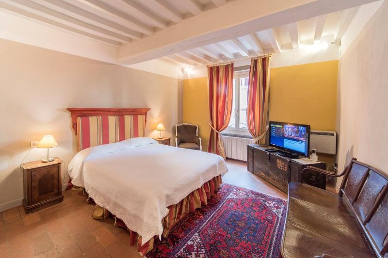 Deluxe Double or Twin Room image 1