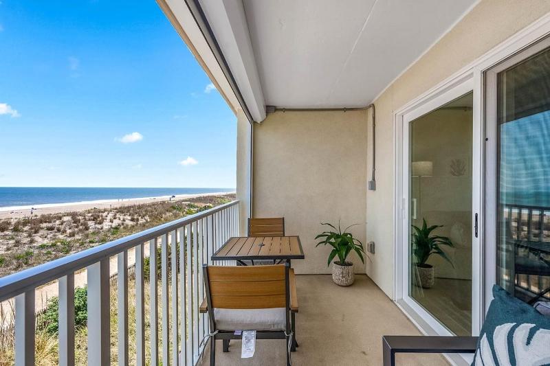 Cara Mar 205 - Oceanfront Rendezvous - image 9