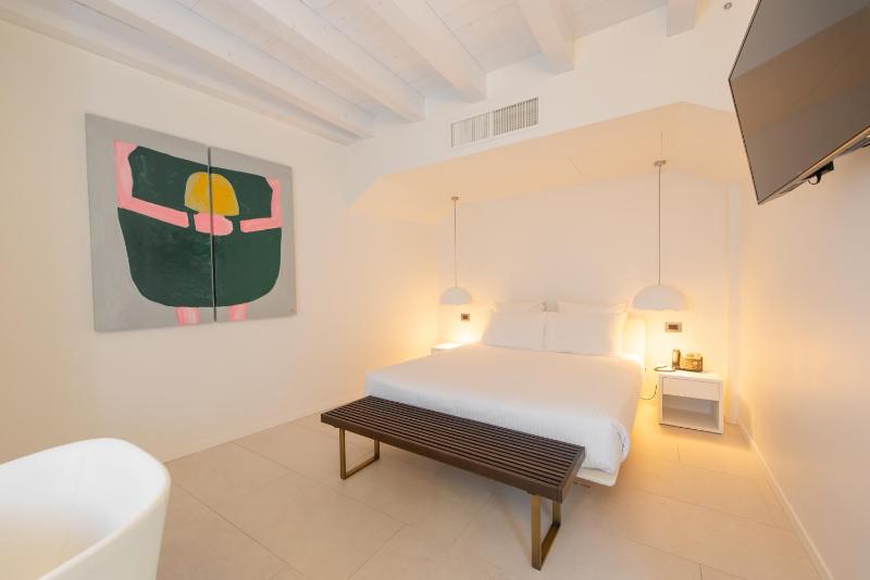 Le Funi Hotel - image 43