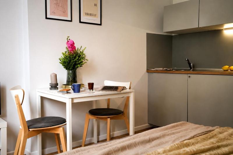 Victus Apartamenty Kamienica Grottgera by Noclegi Renters - image 25