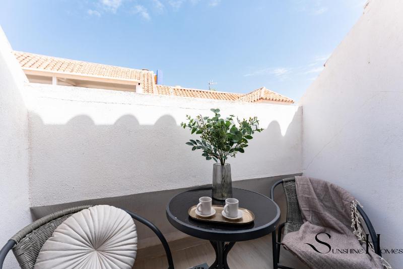 Fuengirola Escape - Beach & Restaurants - image 8