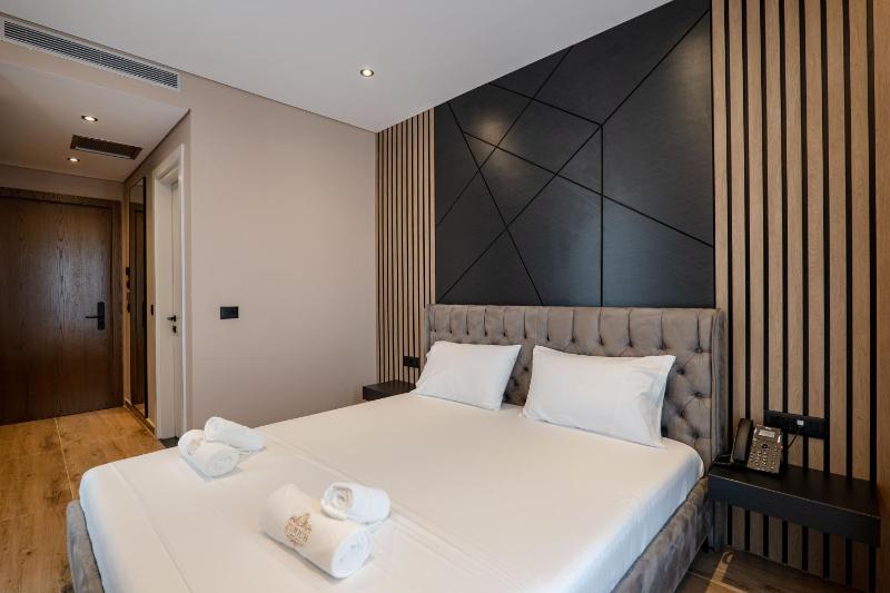 Zurich Hotel - image 11