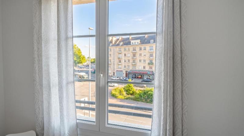 Appartement spacieux à Caen 65 m² avec balcon vue sur la ville - image 20