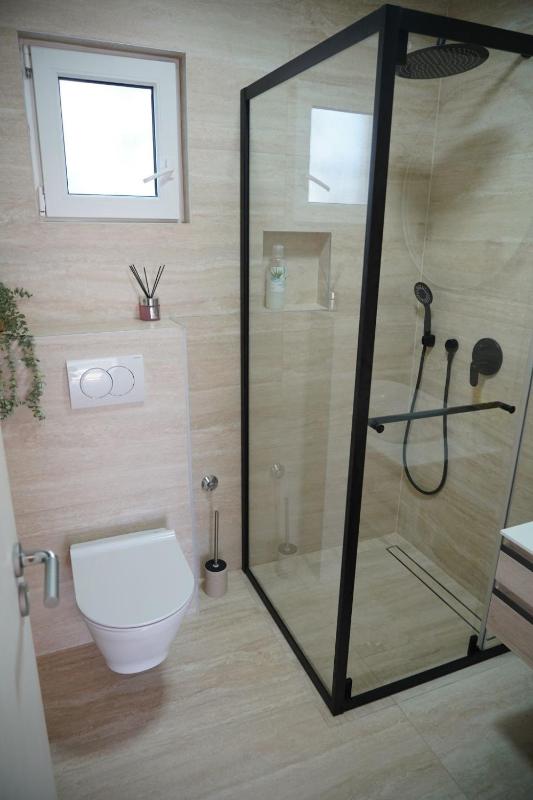 House Mirka - image 48