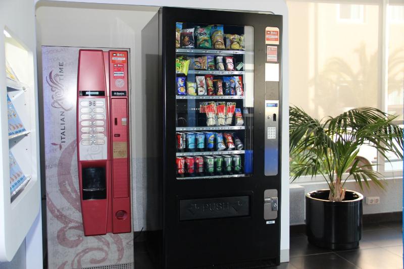Ibis Budget Alicante - image 12