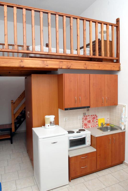 Studio with Sea View image 3