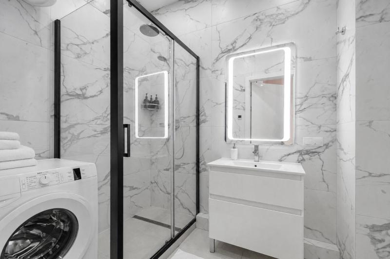 19-408 Central Park John McCain 7 Kyiv centre panoramic city view 15 kW backup power Petrovdom Apartment - image 3