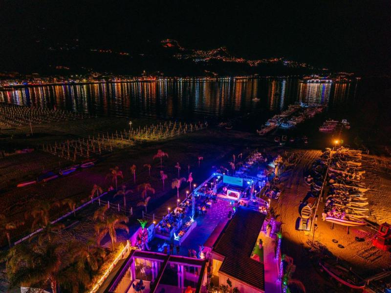 Mare Blu - image 22