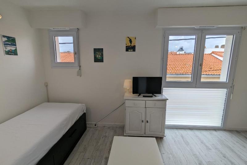 Pleasant seaside studio - image 14