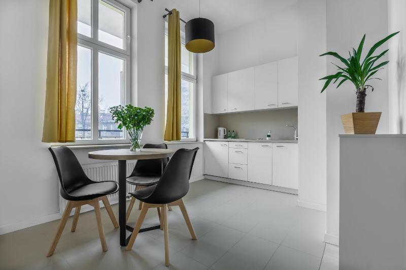 Apartment with Balcony image 3