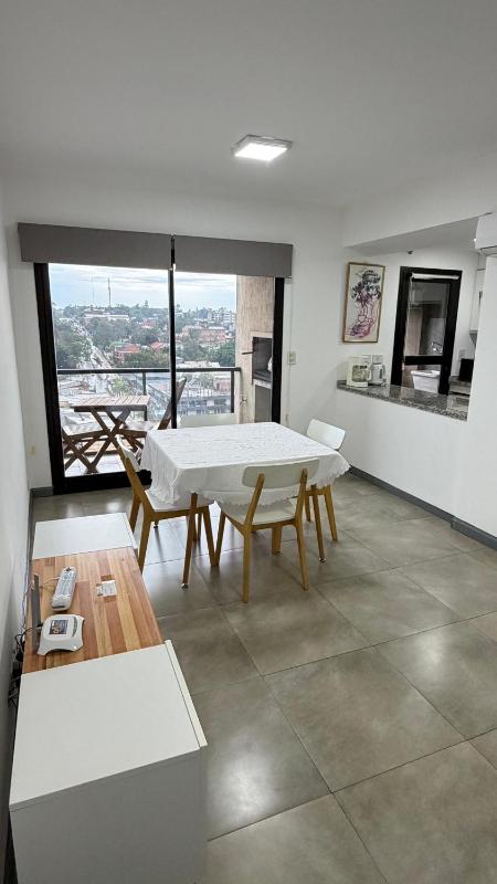 Excelente departamento en pleno centro - image 11