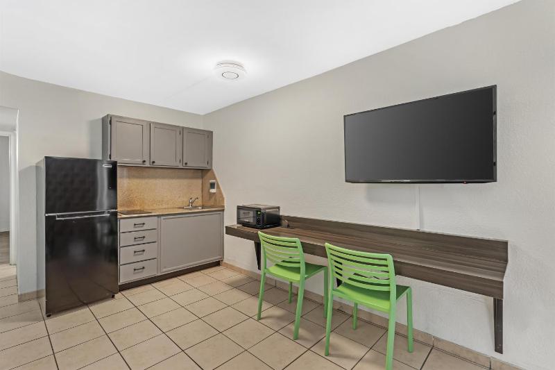 SureStay Studio by Best Western Virginia Beach Oceanfront - image 28